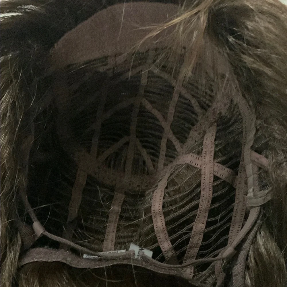 Revlon Brown Layered Hair with Sleek Face-Framing Layers - Picture 12 of 12